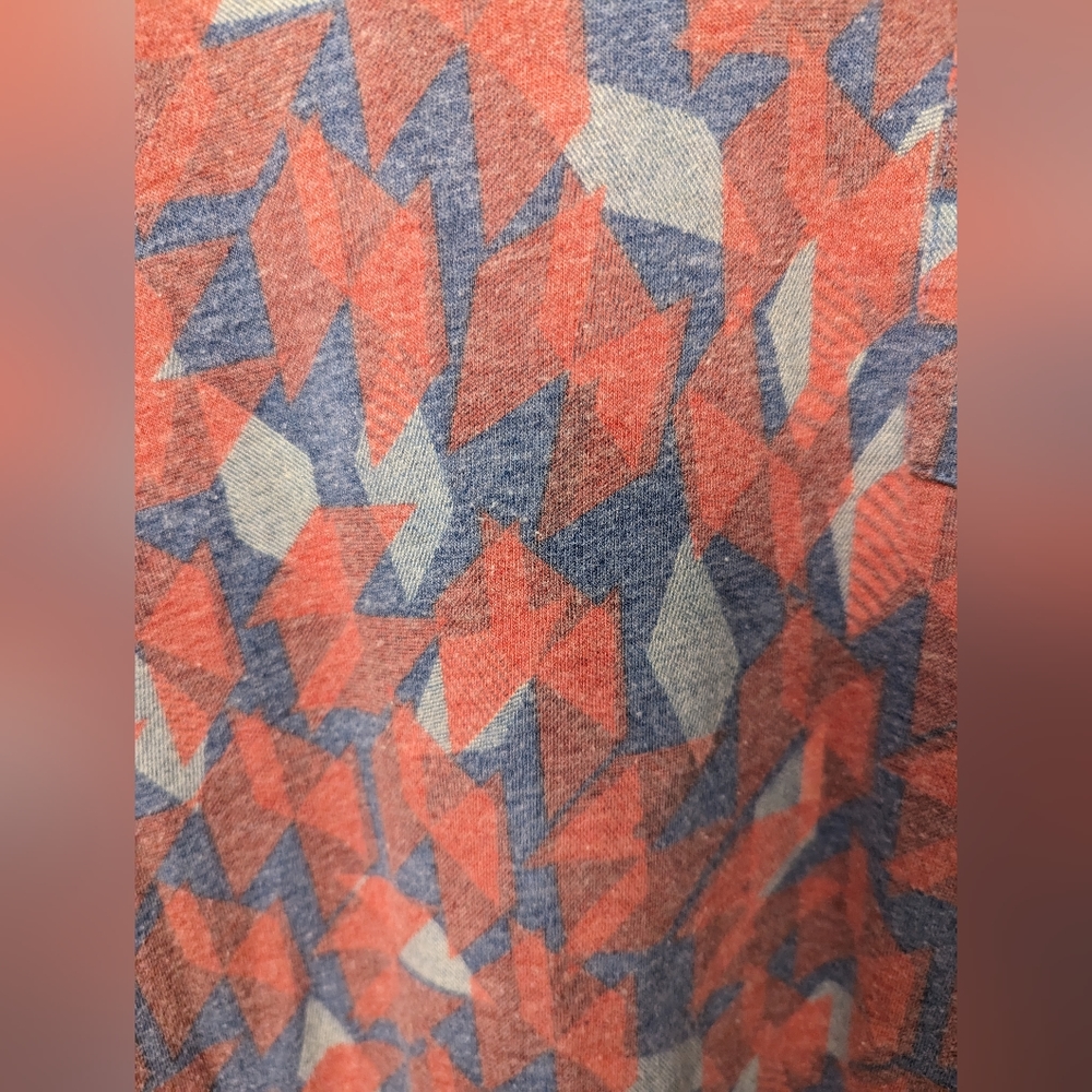Abstract Pattern T-shirt Dress - Picture 4 of 4